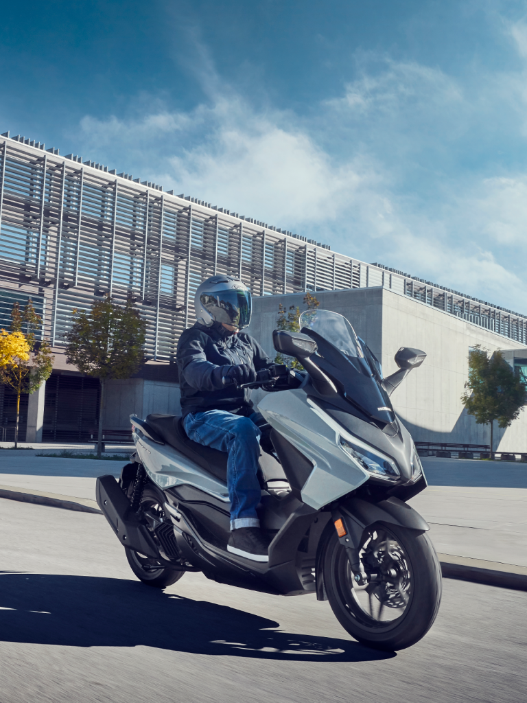 forza-125-hp-slider-mobile-02-2